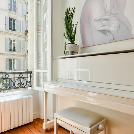 Luxueux Proche Des Champs-elysees