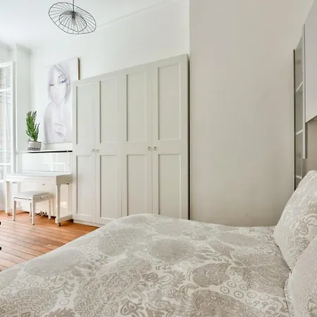 Luxueux Proche Des Champs-elysees Apartman Párizs