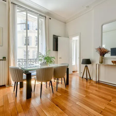 Apartman Luxueux Proche Des Champs-elysees
