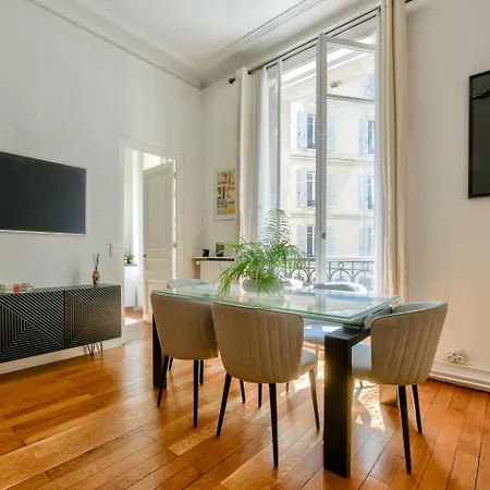 Apartman Luxueux Proche Des Champs-elysees *